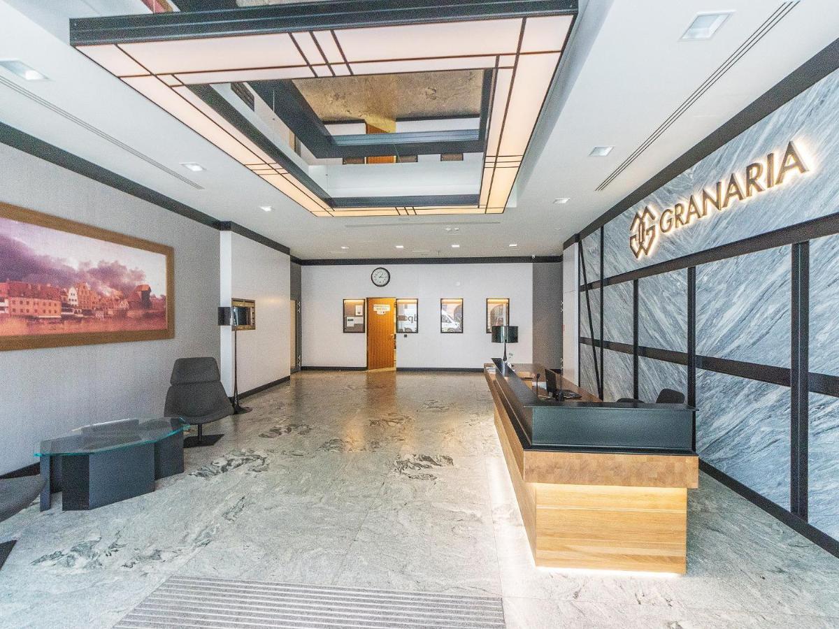 Flatbook - City Center Apartments Granaria With Parking Gdansk Dış mekan fotoğraf